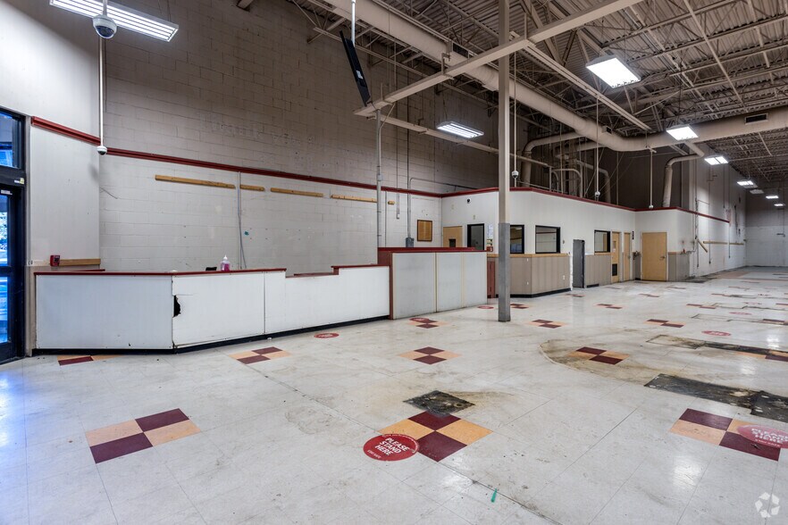 More Photos Of 2910-2918 Mount Holly Huntersville Rd, Charlotte Unknown For Lease