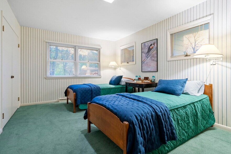 More Photos Of 6 Arbor Dr, Glens Falls Office For Sale