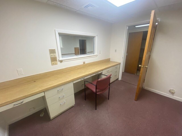 More Photos Of 450 Bay Ridge Pky, Brooklyn Office Residential For Lease