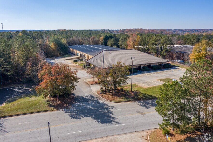 More Photos Of 5205 Snapfinger Woods Dr, Decatur Light Distribution For Lease