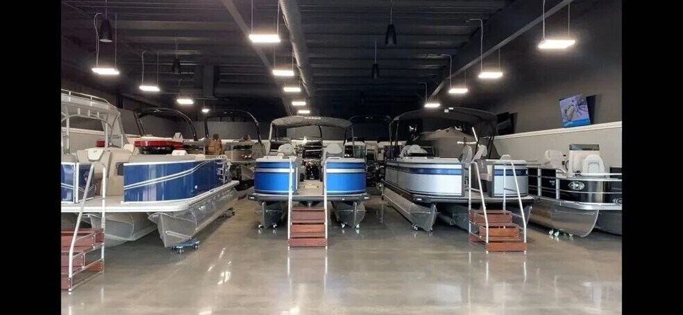 More Photos Of 14040 Joel McDonald Dr, Oklahoma City Freestanding For Sale