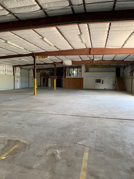 More Photos Of 12841 Highway 90, Beaumont Warehouse For Lease