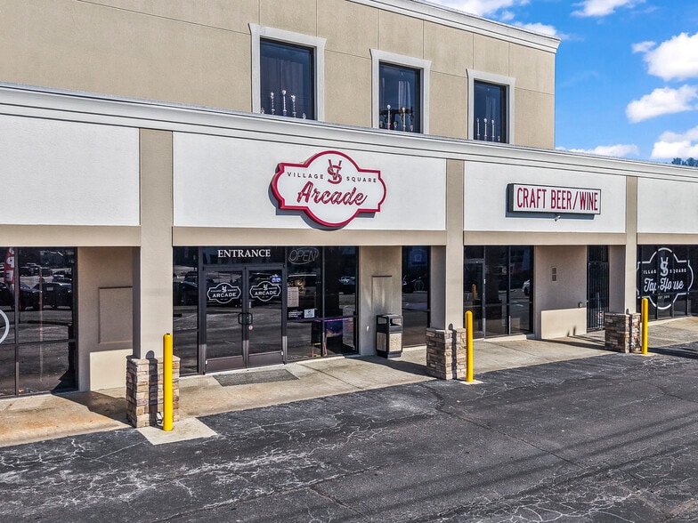 More Photos Of 6000 Meadow Brook Mall Ct, Clemmons Storefront Retail Office For Lease