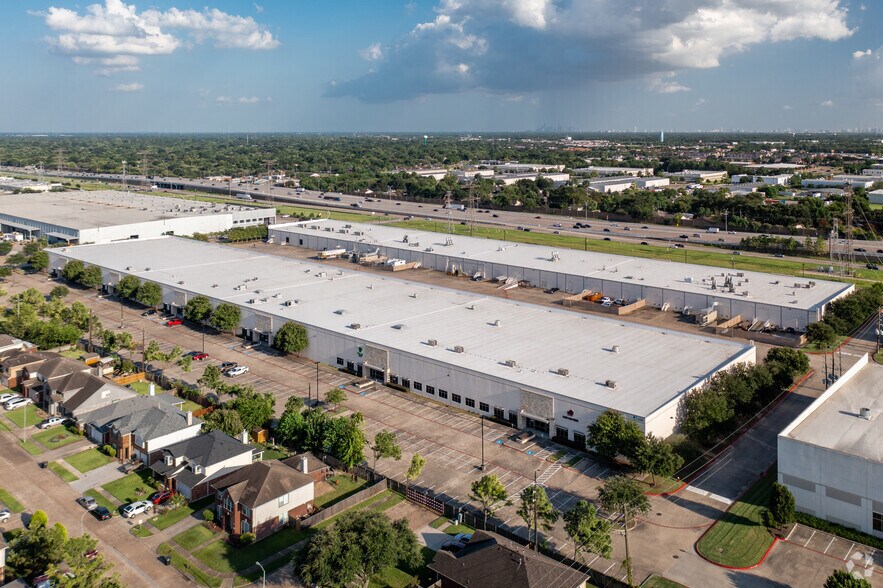 More Photos Of 14200 Hollister Rd, Houston Unknown For Lease