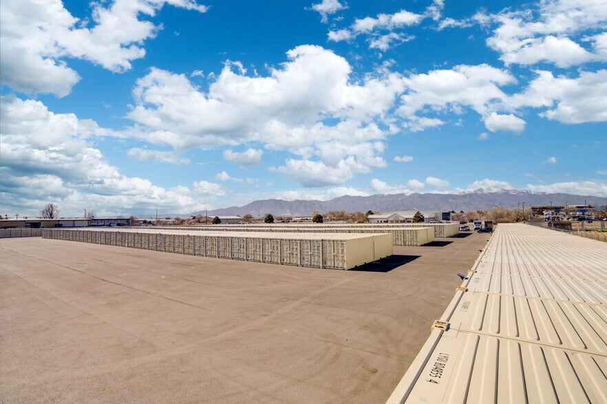 More Photos Of 850 Valley, Colorado Springs Self Storage For Sale