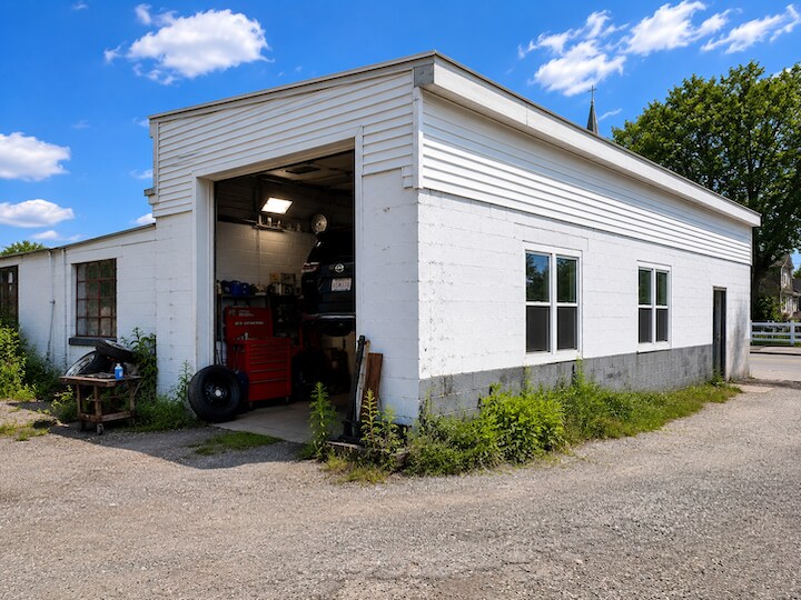 More Photos Of 32 Main St, Sutton General Retail For Lease