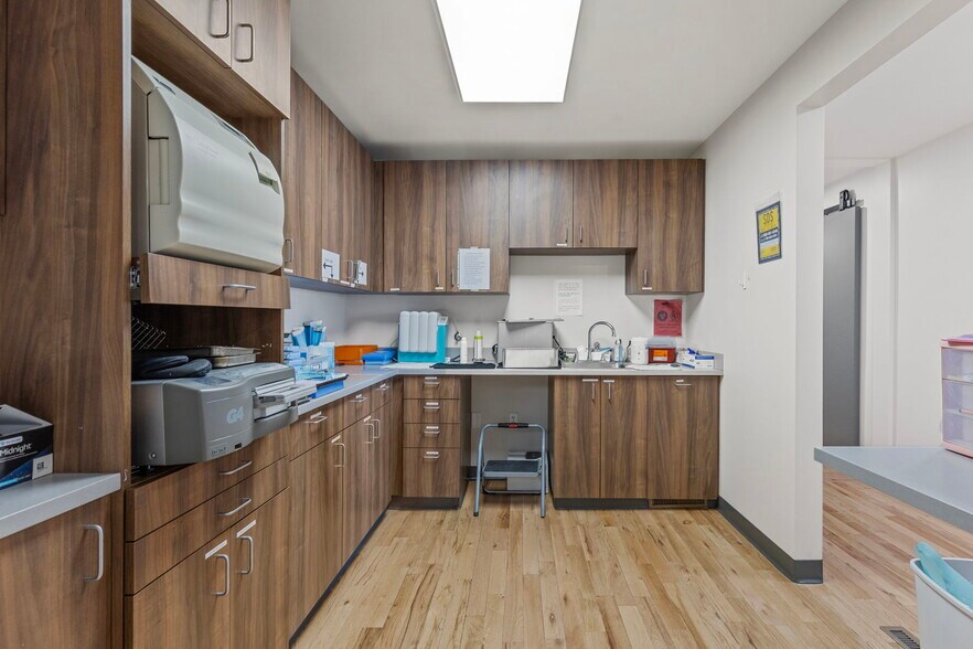 More Photos Of 4150 Darley Ave, Boulder Medical For Sale