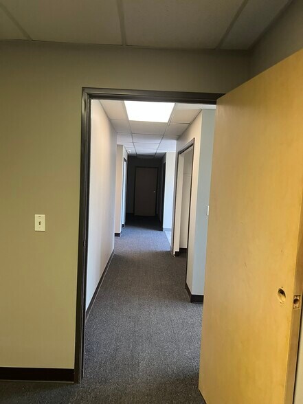 More Photos Of 12303 Delta St, Taylor Industrial For Sale