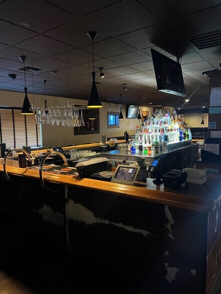 More Photos Of 217 N Elder St, Moses Lake Restaurant For Sale