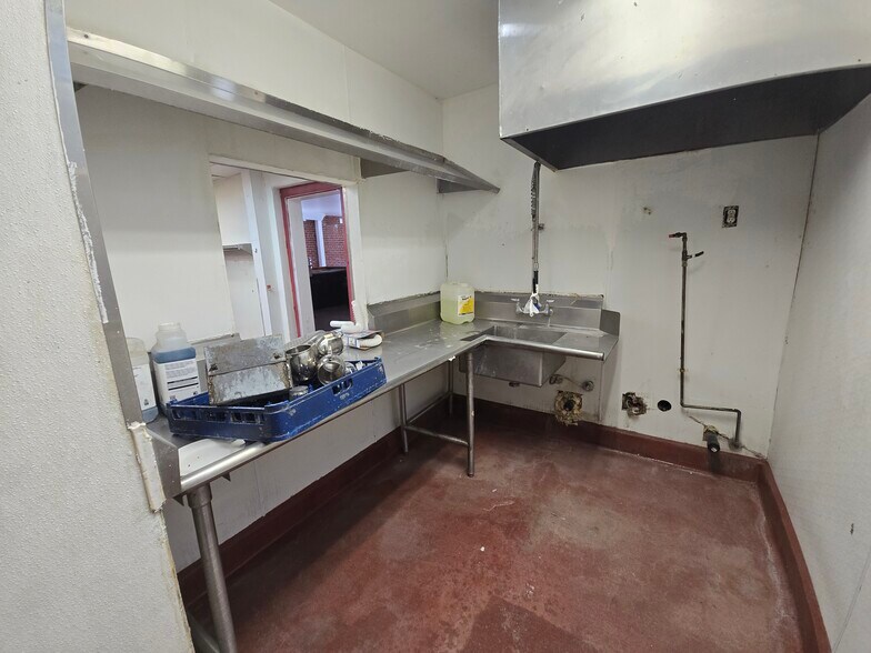 More Photos Of 55 5th St, Gilroy Restaurant For Sale