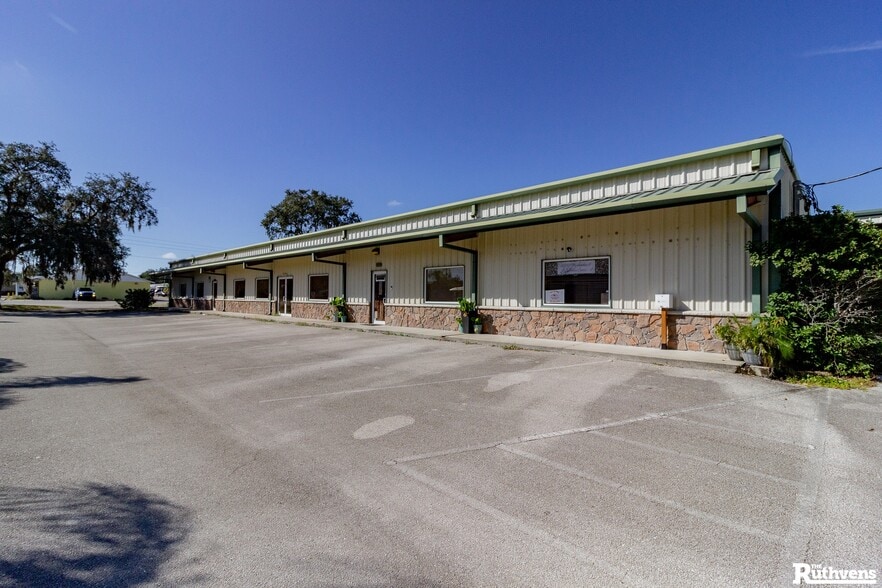 More Photos Of 1503 N Lake Ave, Avon Park Warehouse For Sale
