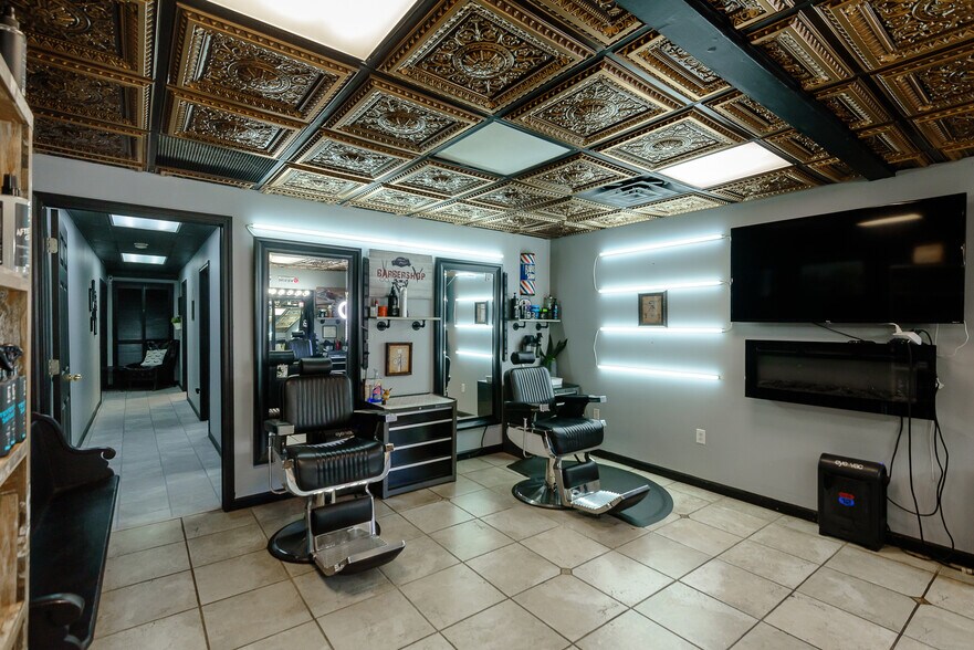 More Photos Of 573 E Huron River Dr, Belleville Freestanding For Sale