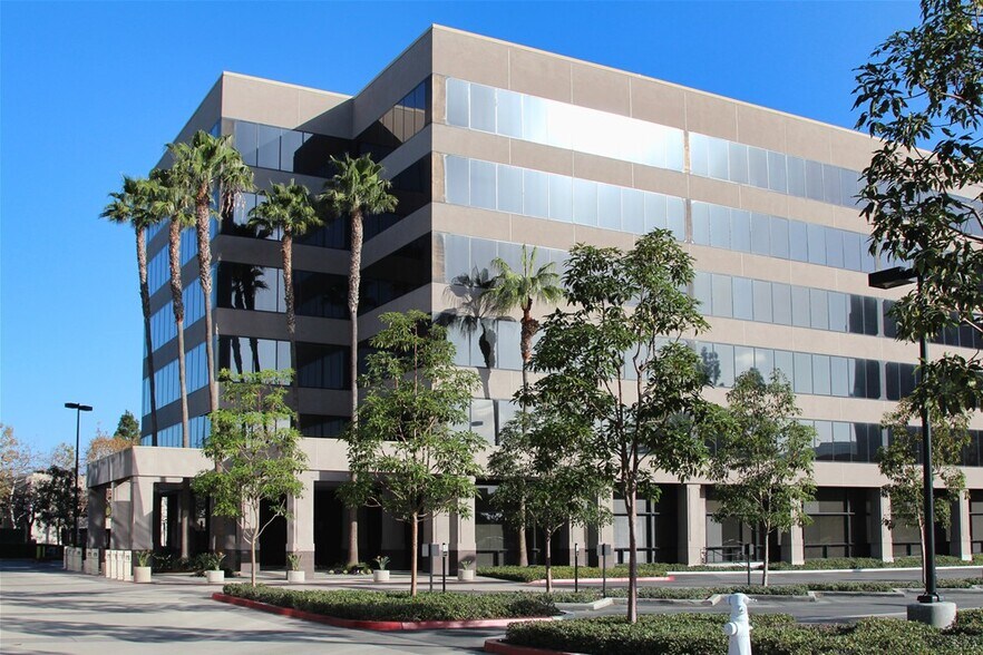 More Photos Of 1401 Dove St, Newport Beach Office For Lease