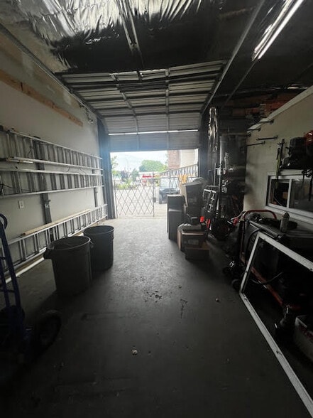 More Photos Of 520-522 Monroe Ave, Rochester Storefront Retail Residential For Lease