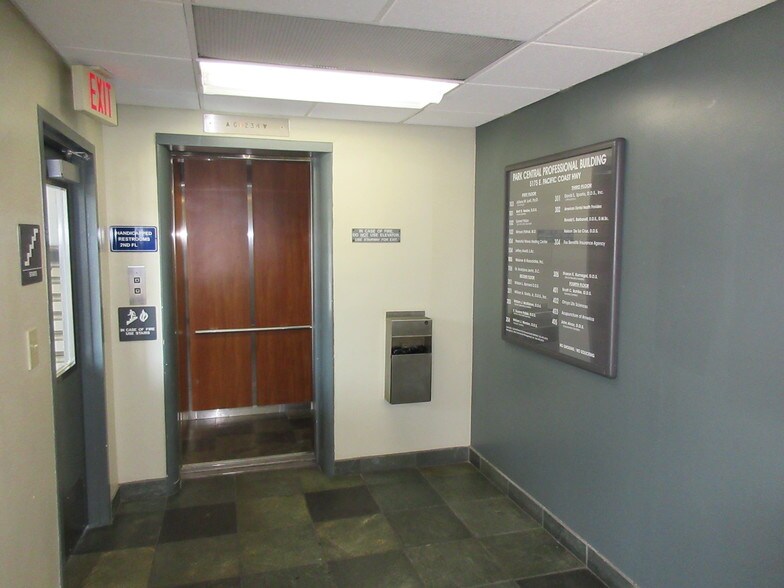 More Photos Of 5175 E Pacific Coast Hwy, Long Beach Medical For Lease