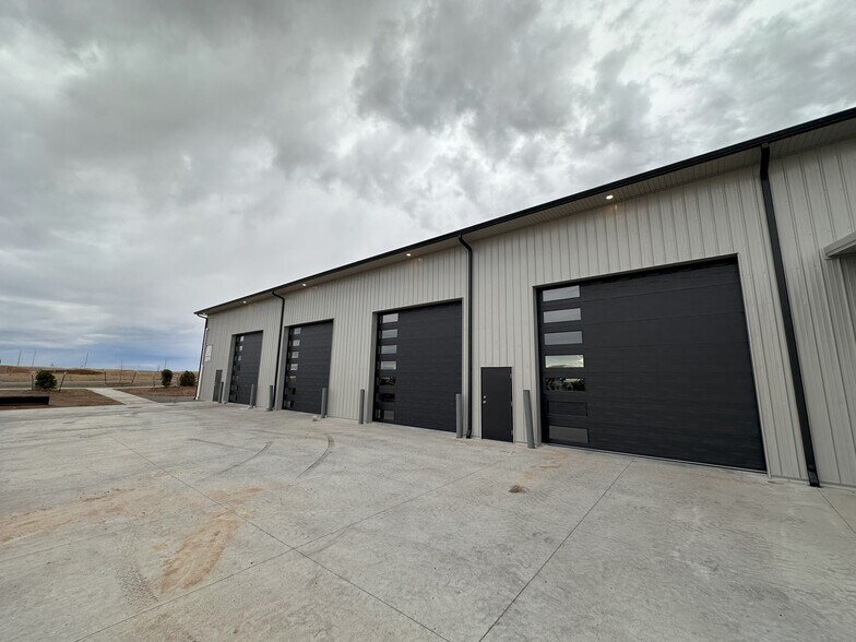 More Photos Of 2521 Granite Peak dr, Cheyenne Warehouse For Lease
