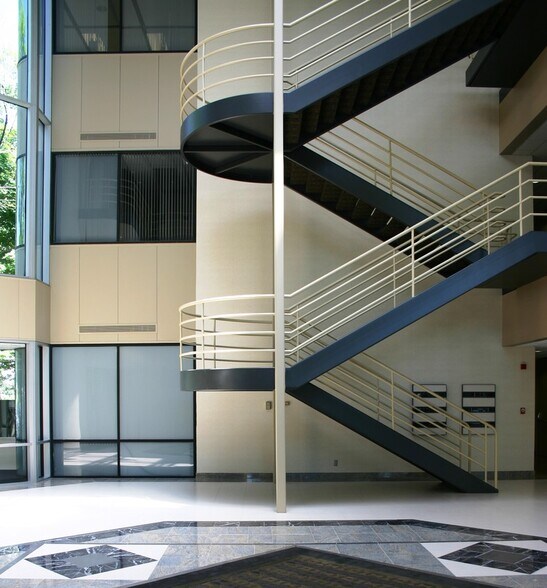 More Photos Of 5420 W Southern Ave, Indianapolis Office For Sale