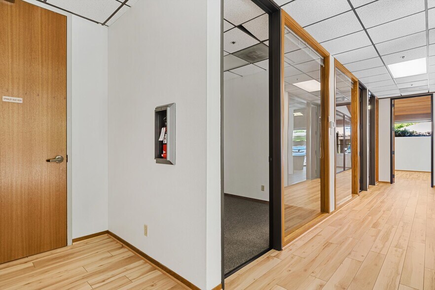More Photos Of 1400 N Dutton Ave, Santa Rosa Medical For Sale
