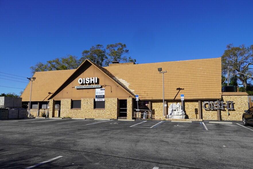 More Photos Of 5800 34th St N, Saint Petersburg Restaurant For Sale