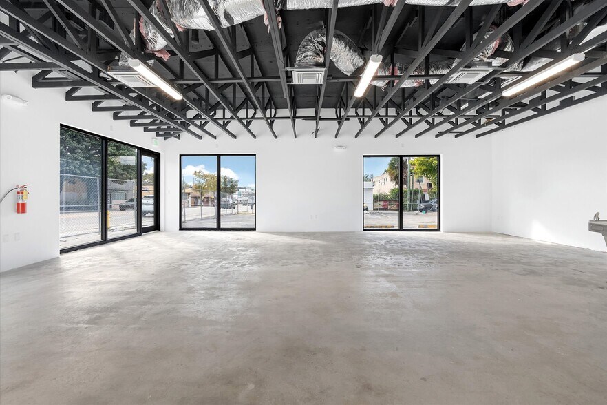 More Photos Of 159 NE 54th St, Miami Freestanding For Lease