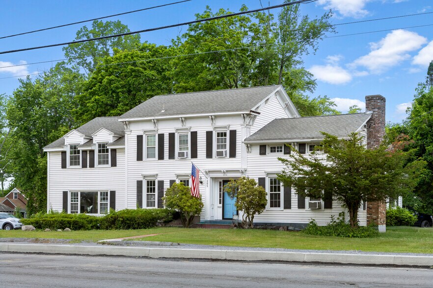 Primary Photo Of 205 Delaware Ave, Delmar Loft Creative Space For Lease