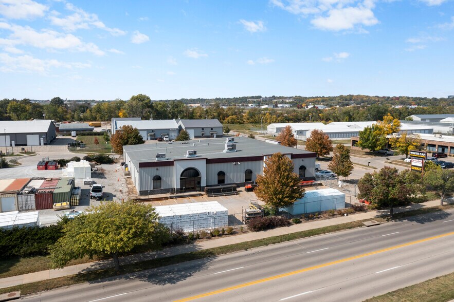 More Photos Of 2003 S Gilbert St, Iowa City Freestanding For Sale