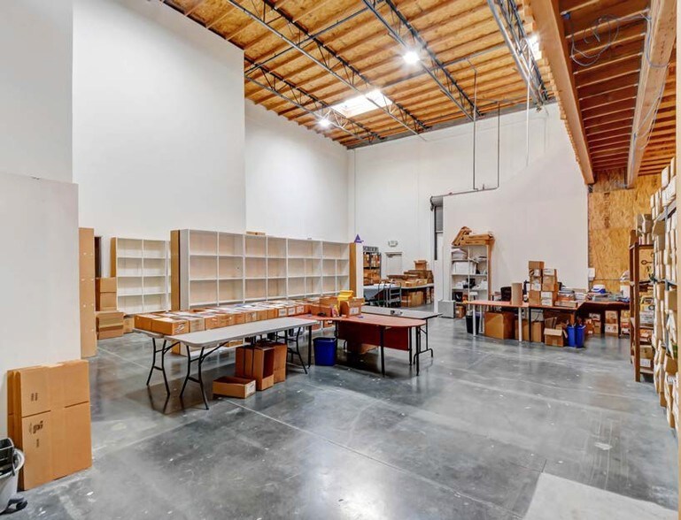More Photos Of 3521 Jack Northrop Ave, Hawthorne Warehouse For Sale