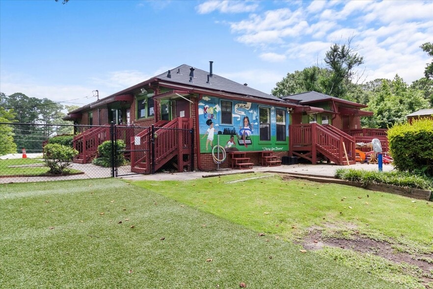 More Photos Of 2365 County Line Rd, Atlanta Daycare Center For Sale
