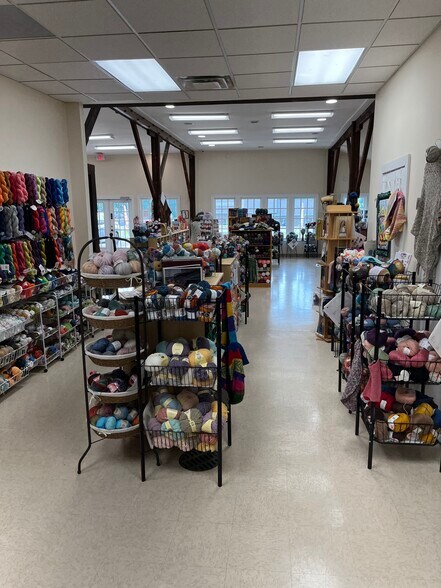 More Photos Of 2728 Augustine Herman Hwy, Chesapeake City Freestanding For Sale