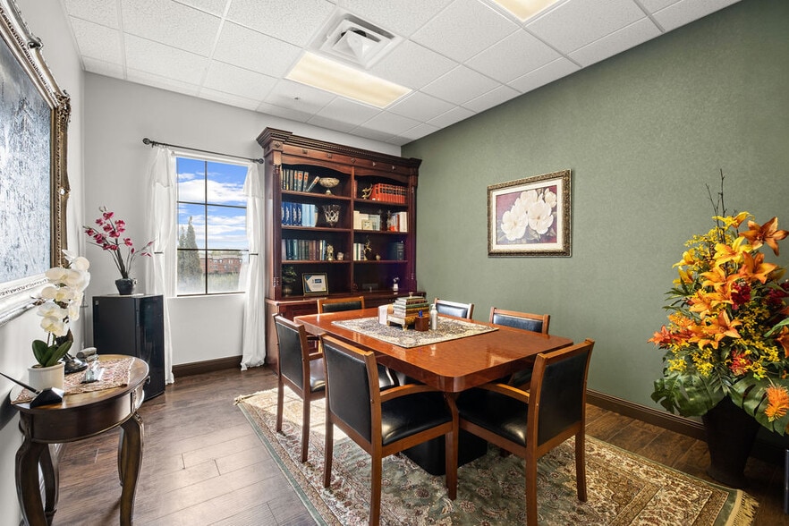 More Photos Of 6996 Piazza Grande Ave, Orlando Office For Lease