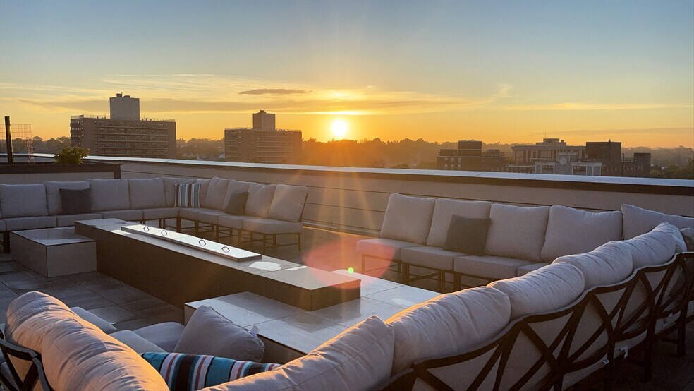 More Photos Of 20 Burling Ln, New Rochelle Apartments For Lease