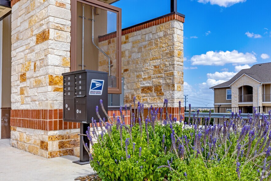 More Photos Of Hwy 151 & Military Dr W, San Antonio Unknown For Lease