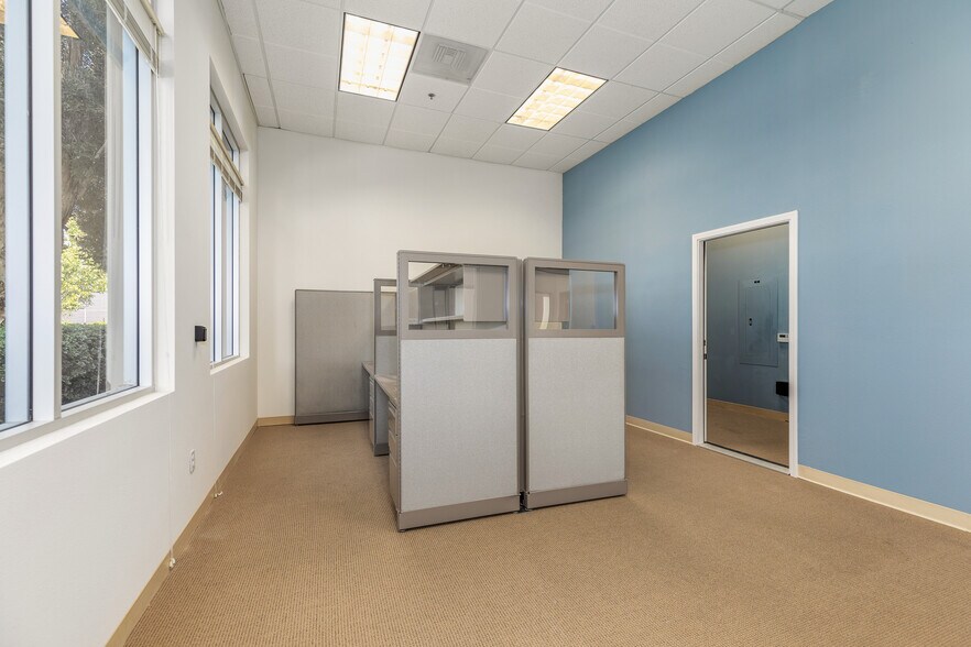 More Photos Of 909-943 Corporate Way, Fremont Research And Development For Sale