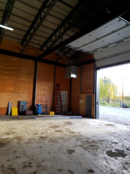 More Photos Of 1651 Levee Way, North Pole Warehouse For Sale