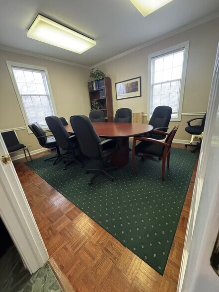 More Photos Of 1642 W Colonial Pky, Inverness Medical For Lease