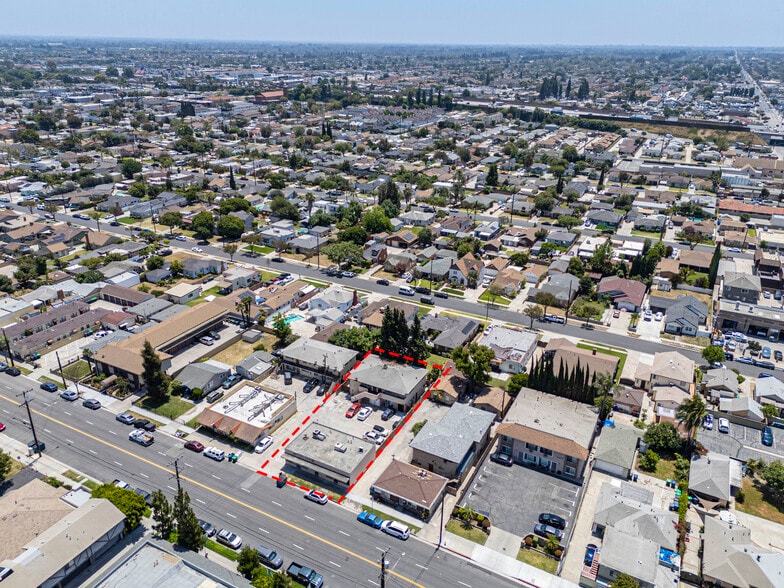 More Photos Of 9436 Flower St, Bellflower Apartments For Sale