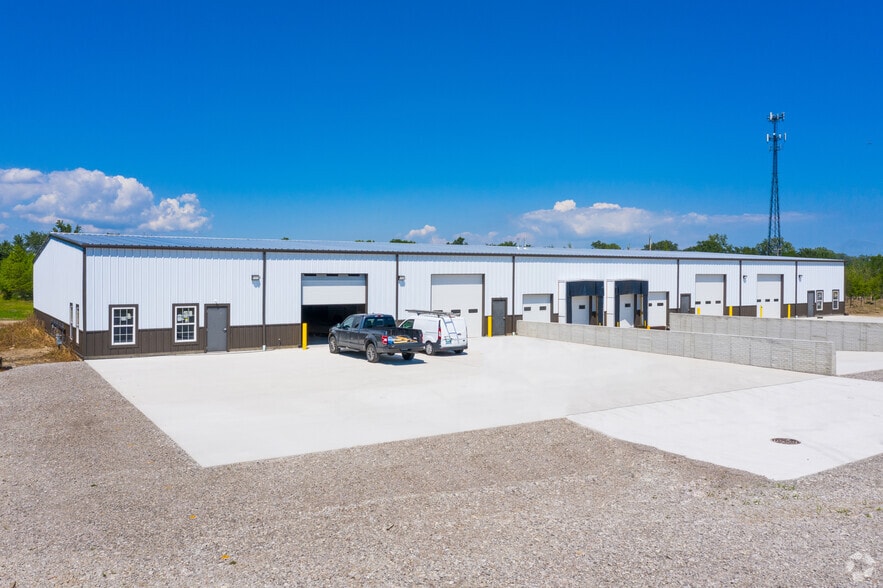 More Photos Of 4666 S Custer Rd, Monroe Warehouse For Lease