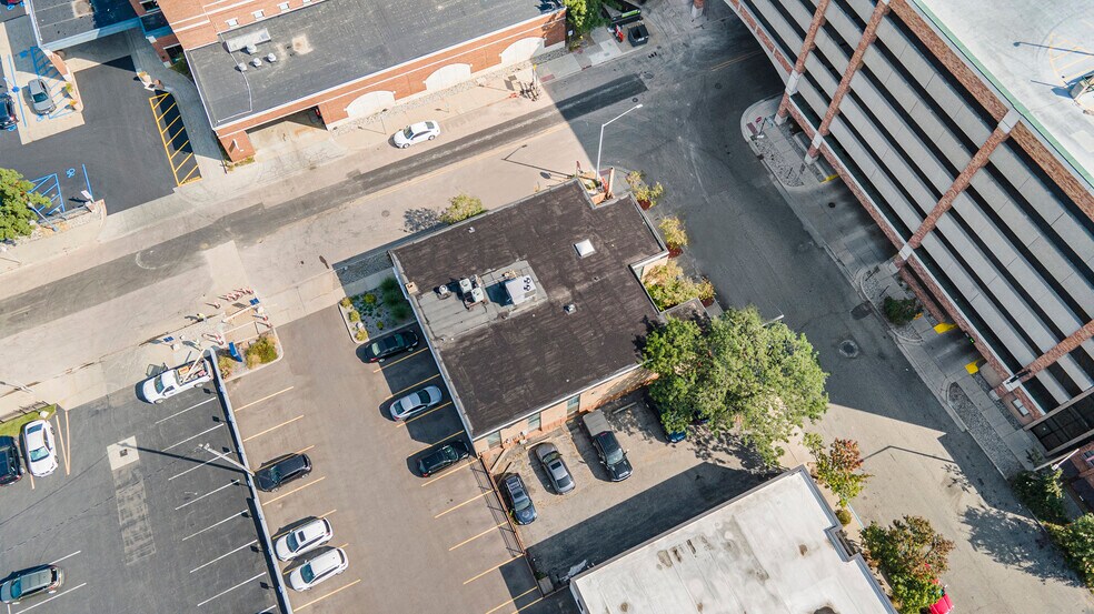 More Photos Of 135 N Church St, Kalamazoo Office Residential For Sale