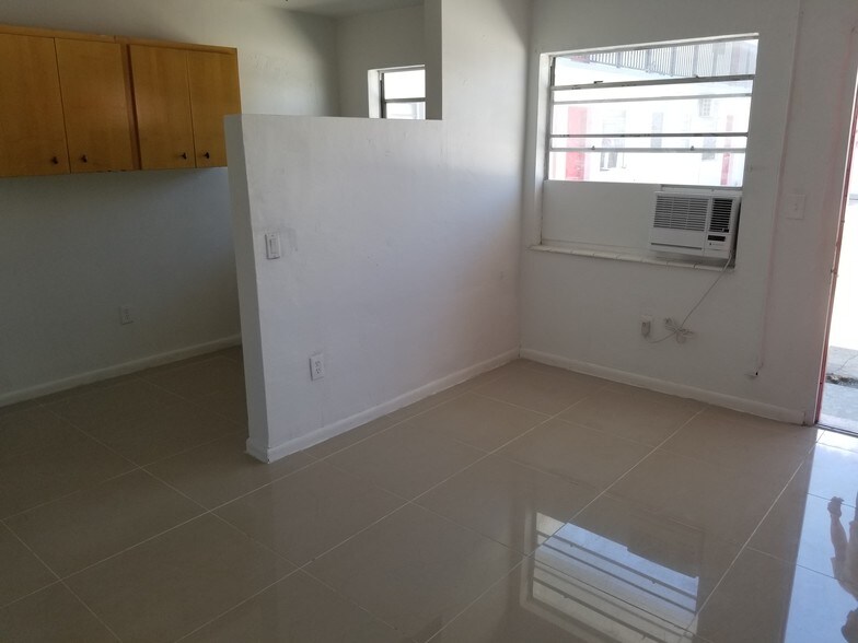 More Photos Of 110 E 10th St, Hialeah Apartments For Sale