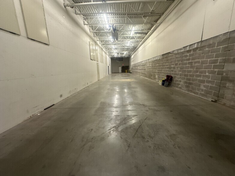 More Photos Of 1625 US Highway 61 N, Lancaster Warehouse For Sale