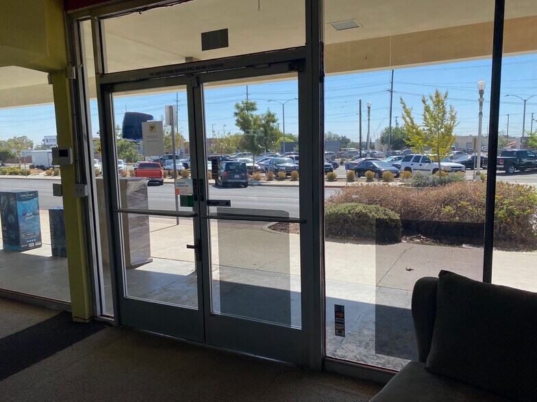 More Photos Of 116 W 6th St, Hanford Freestanding For Sale