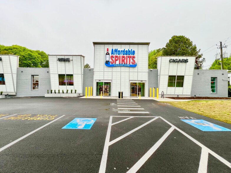 More Photos Of 1151 Chattahoochee Ave NW, Atlanta Storefront For Lease