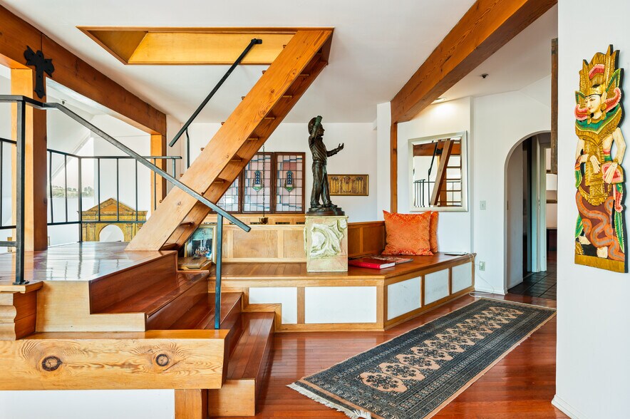 More Photos Of 437 2nd St, Solvang Storefront Retail Residential For Sale