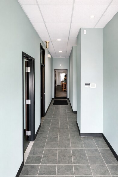 More Photos Of 100 Naamans Rd, Claymont Distribution For Lease