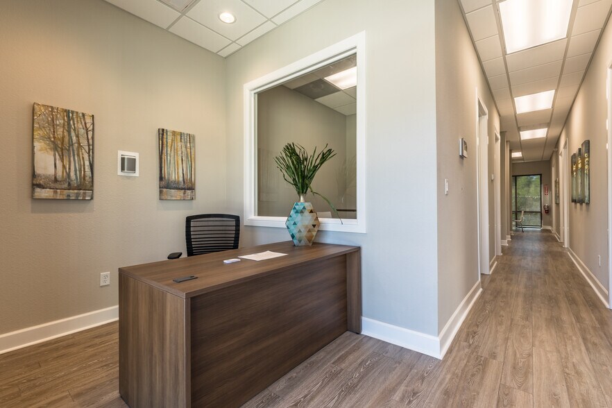 More Photos Of 28809 Hardin Store Rd, Magnolia Office For Lease