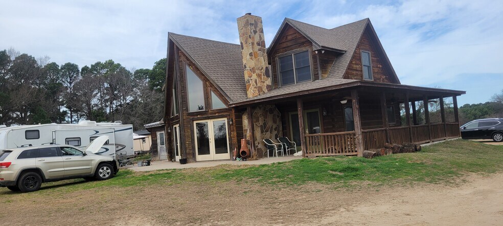 More Photos Of 766 County Road 4640, Winnsboro Specialty For Sale