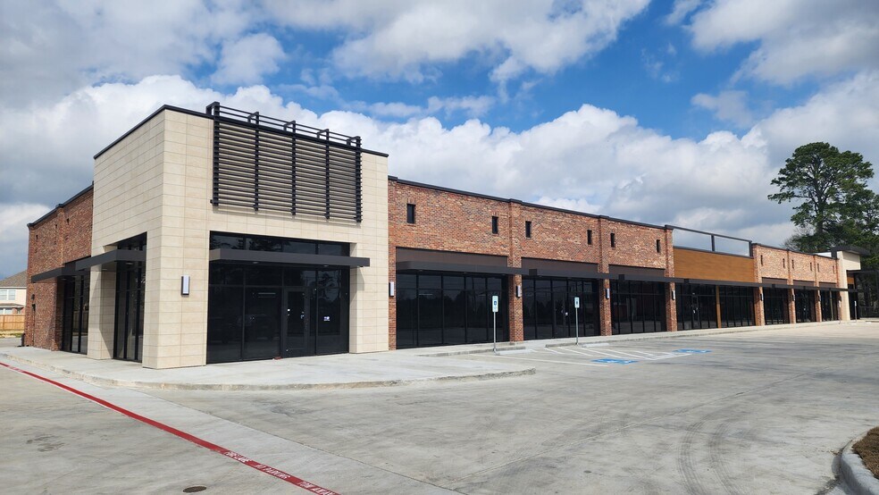 More Photos Of 13330 Spring Cypress Road, Cypress Storefront For Lease