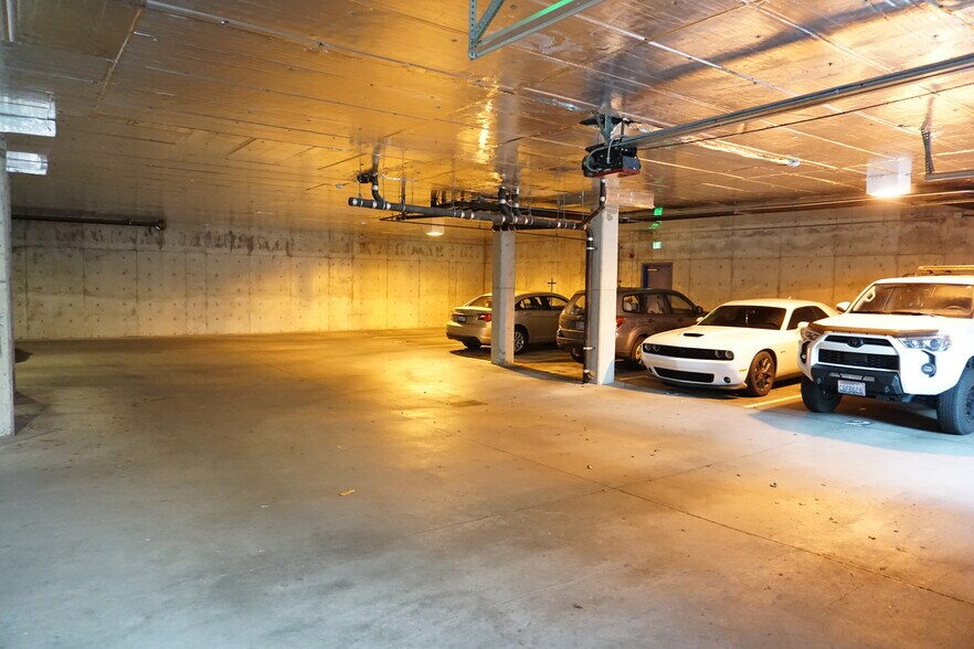 More Photos Of 9633 Levin Rd, Silverdale Office For Lease