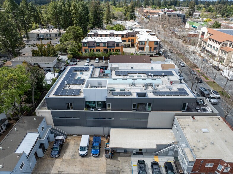 More Photos Of 1275 El Camino Real, Menlo Park Office For Sale