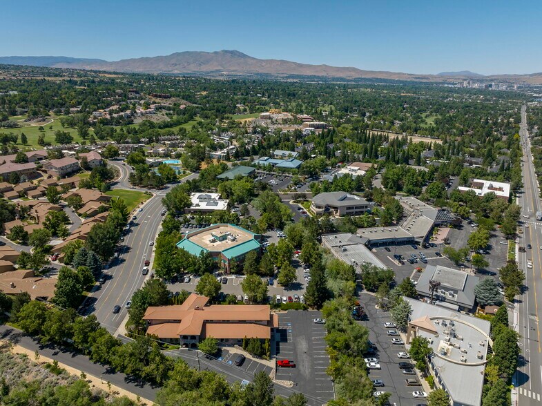 More Photos Of 6160 Plumas St, Reno Office For Sale